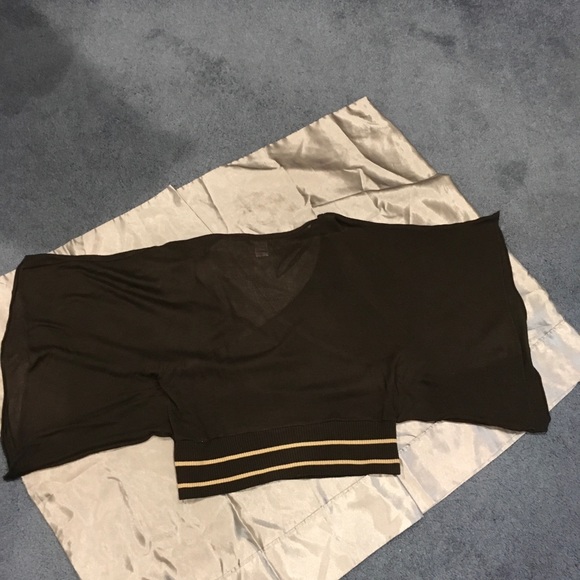 Sweater - Picture 3 of 3